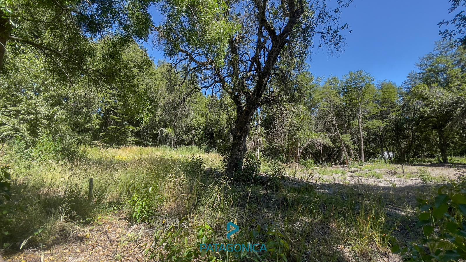 FOR SALE - 742 m² UF6 lot in Lomas del Correntoso, Villa La Angostura
