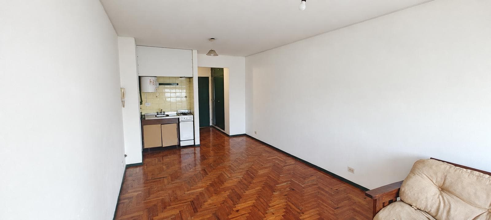STUDIO APARTMENT FOR RENT IN MONSERRAT