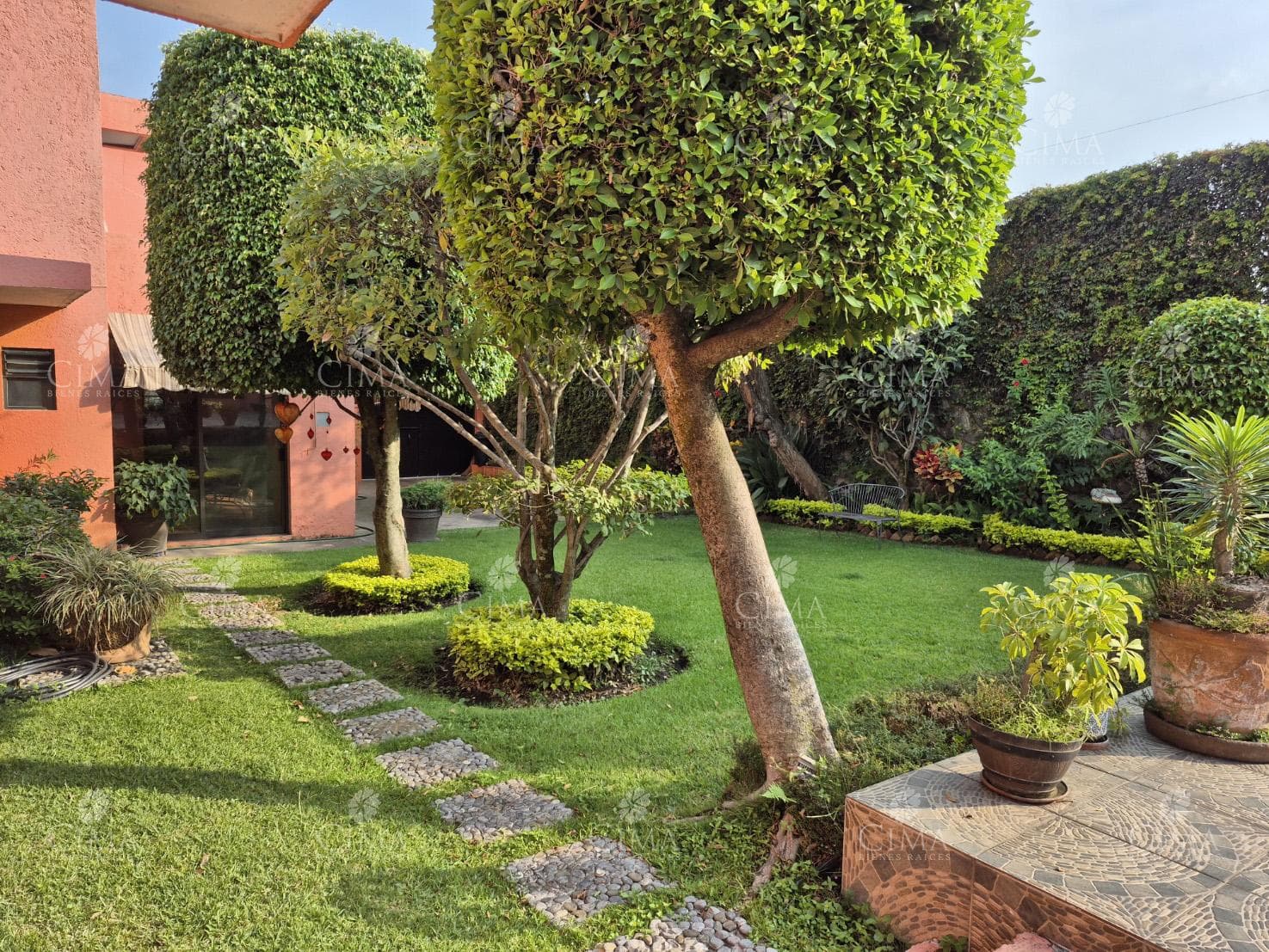 House for Sale in Hacienda Tetela - V412