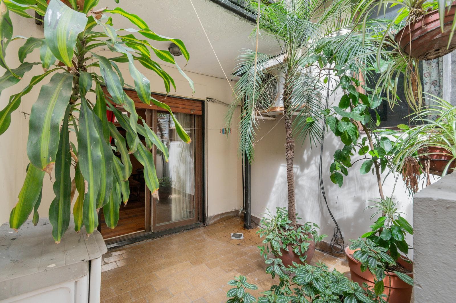 4-room apartment plus guest quarters for sale, with patios and storage room, in Cañitas, Palermo