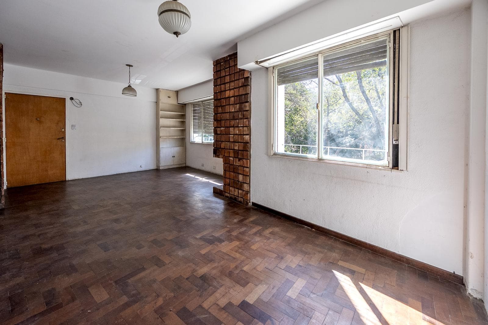 4-Bedroom Apartment for Sale in Vélez Sarsfield