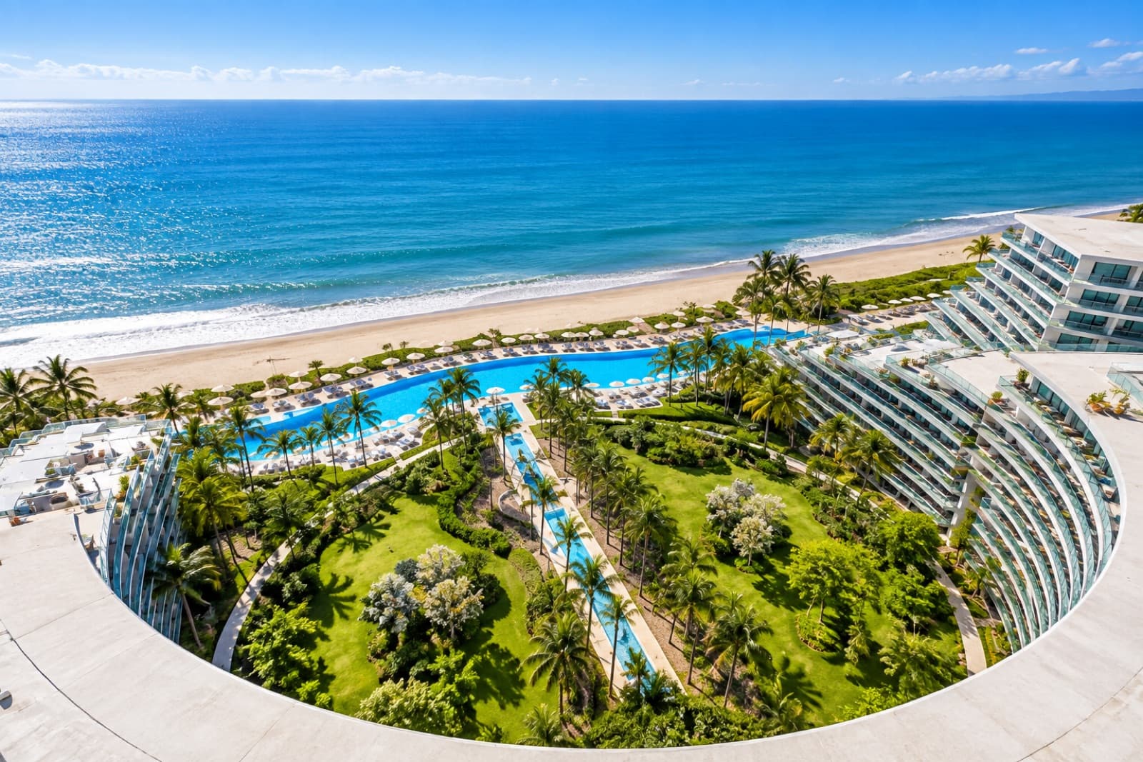 Oceanfront Residence on the Nuevo Vallarta Peninsula $26,900,000 MXN | 304 m² | 4 bedrooms