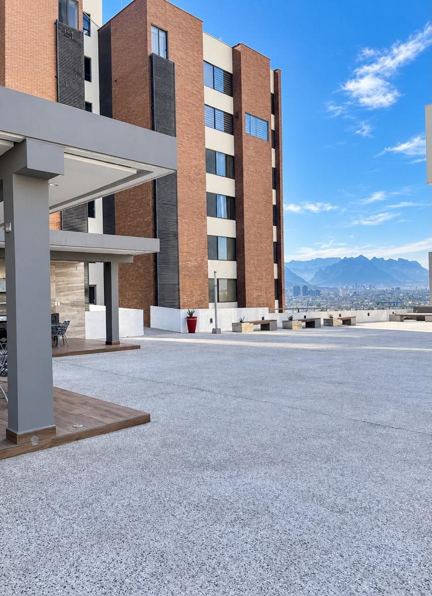 FULLY FURNISHED APARTMENT FOR RENT / SEMI-FURNISHED OPTION IN FUENTES DEL VALLE SPGG
