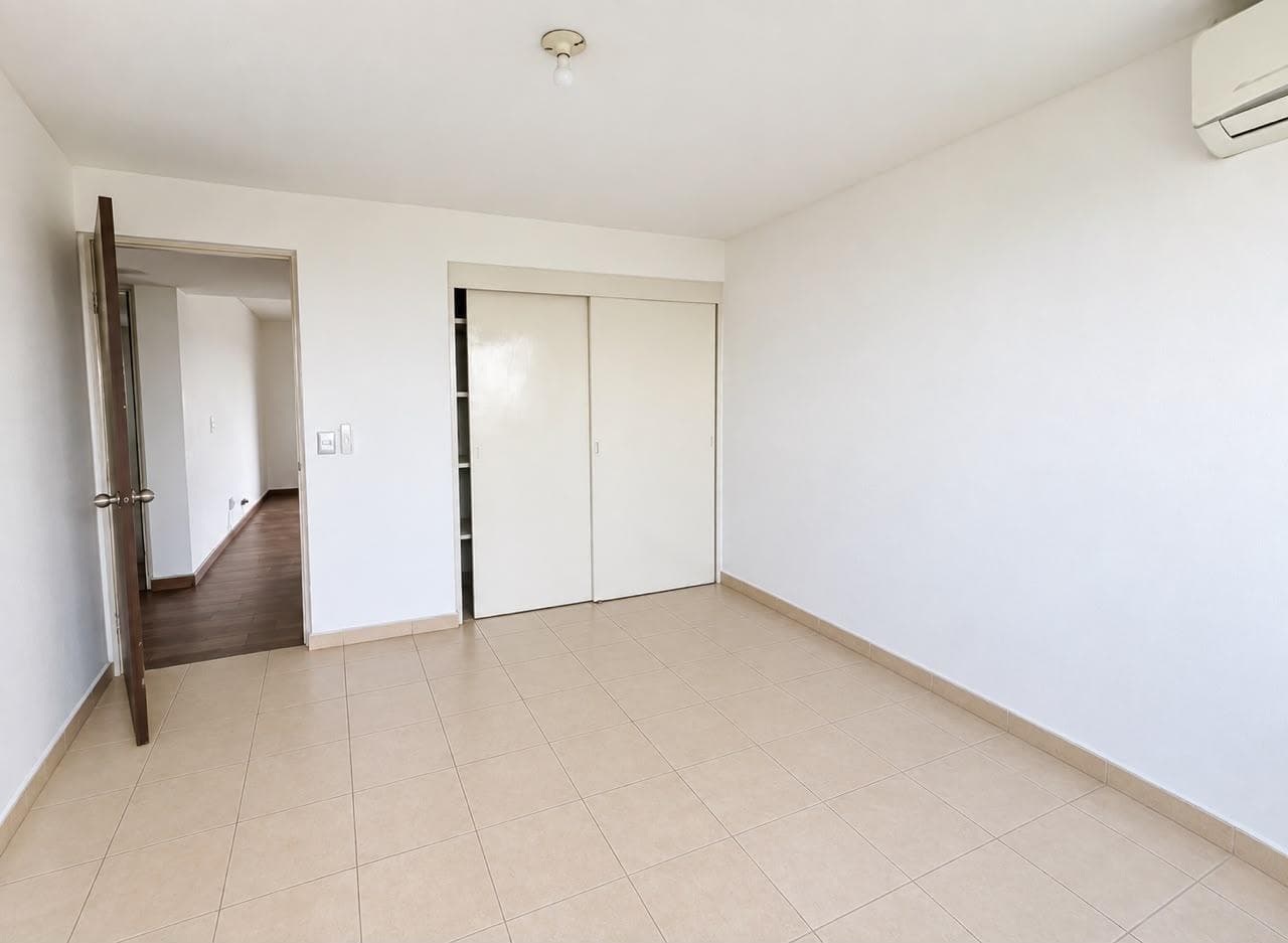 FULLY FURNISHED APARTMENT FOR RENT / SEMI-FURNISHED OPTION IN FUENTES DEL VALLE SPGG