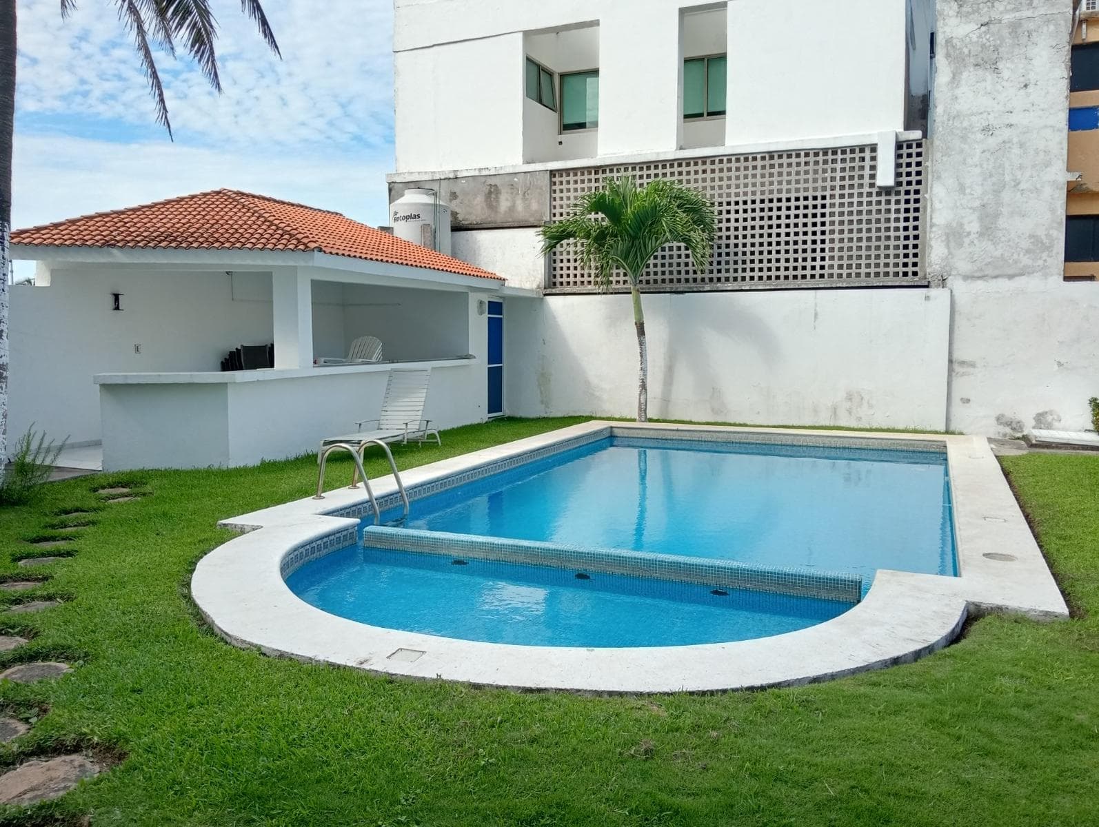 Renta - Departamento Frac. Los Delfines - A 1 cuadra del mar