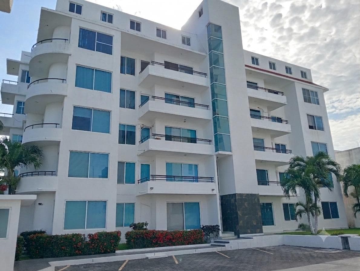 Renta - Departamento Frac. Los Delfines - A 1 cuadra del mar