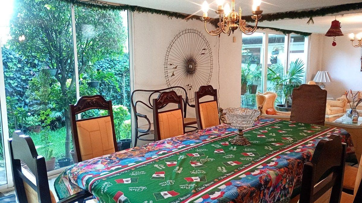 HOUSE, LAND USE: 290 m, Outbuilding: 180 m / 5 Rooms