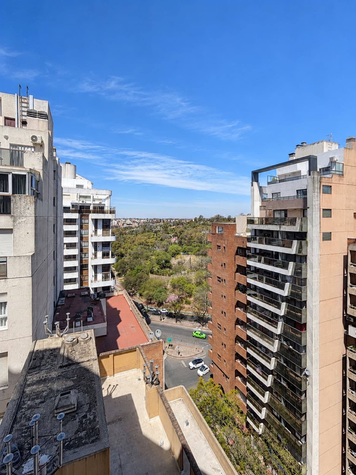 EXCLUSIVE 3-BEDROOM APARTMENT WITH GARAGE FOR SALE - NUEVA CORDOBA - UNIQUE VIEW