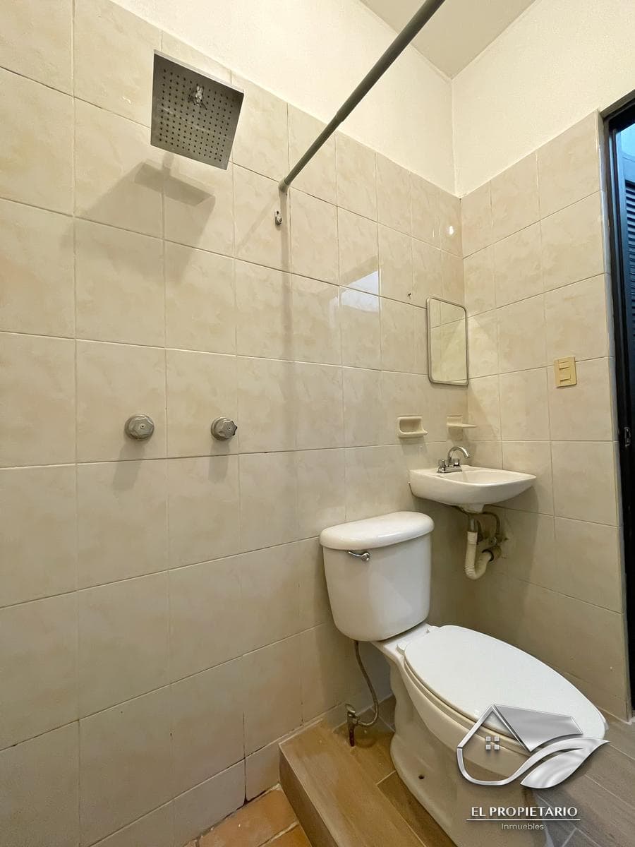 Furnished Apartment 1 block from Tec // South Zone - Tec de Mty
