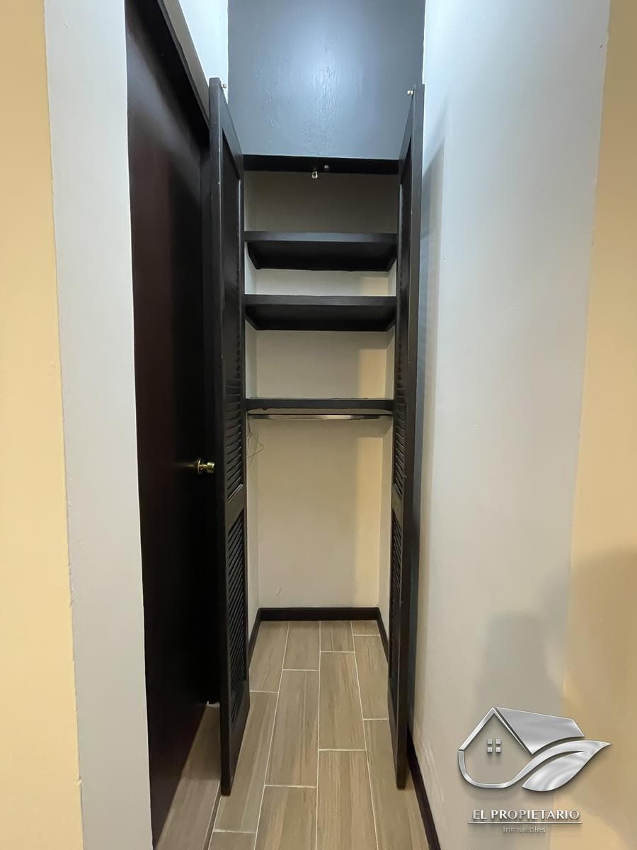 Furnished Apartment 1 block from Tec // South Zone - Tec de Mty