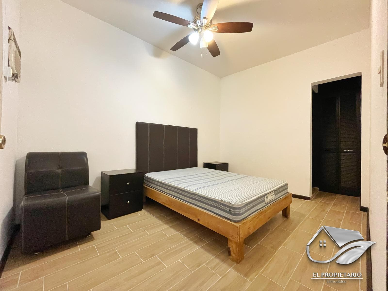 Furnished Apartment 1 block from Tec // South Zone - Tec de Mty