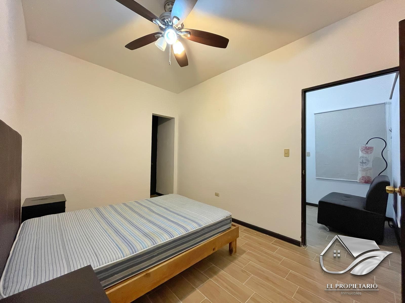 Furnished Apartment 1 block from Tec // South Zone - Tec de Mty