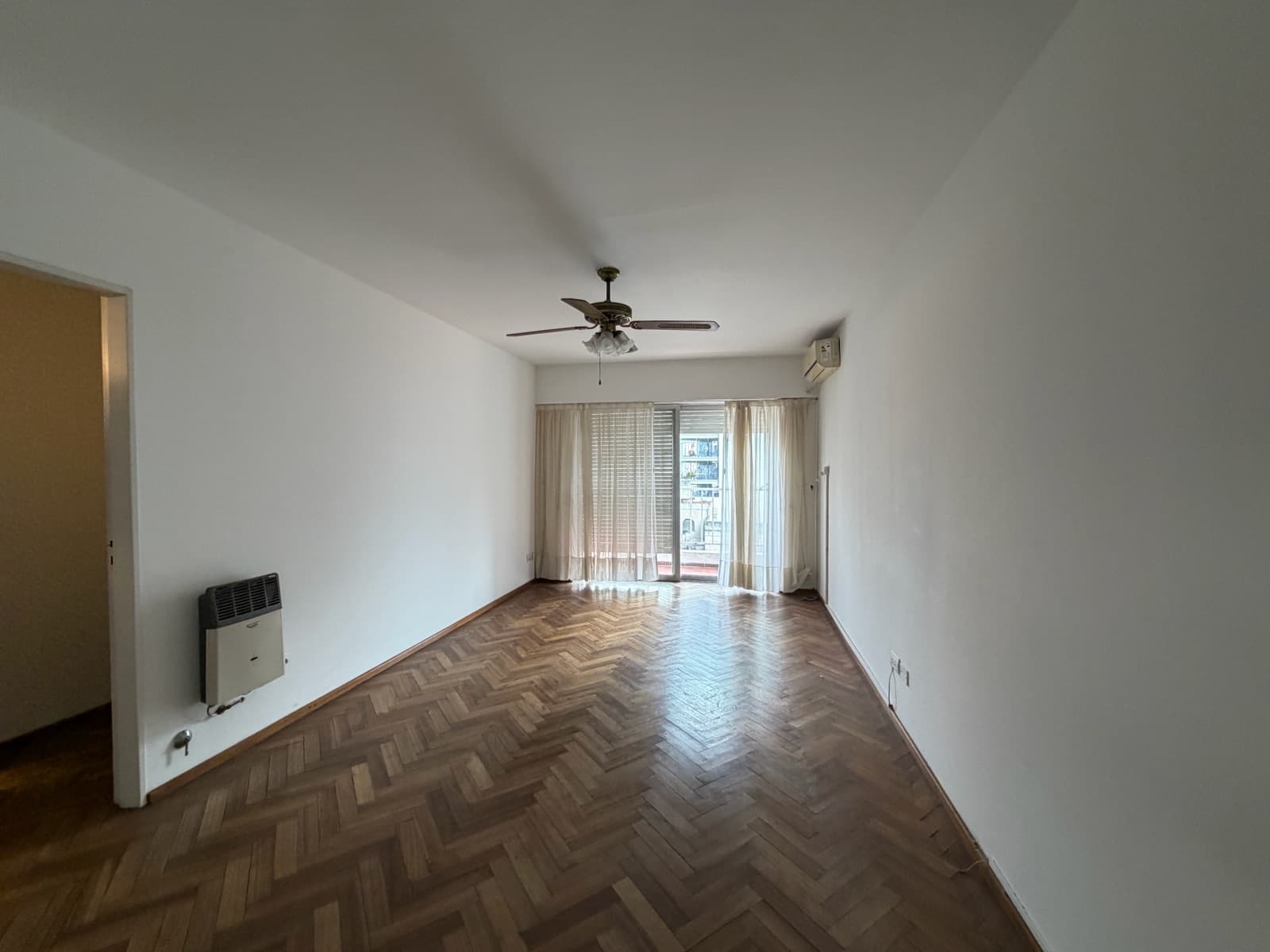 Alquiler departamento 2 dormitorios balcon barrio martin