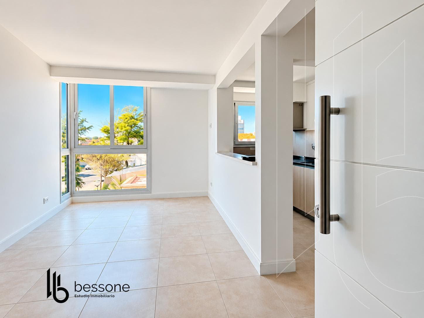 2-Room Apartment for Rent in Chauvin