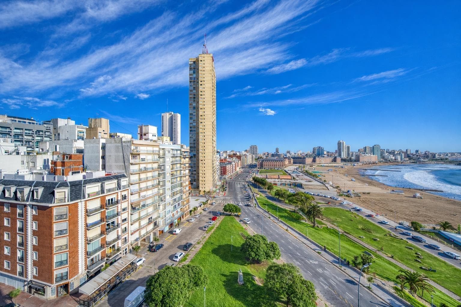 Exclusive 3-Room Apartment with Views of the Ocean and the Casino