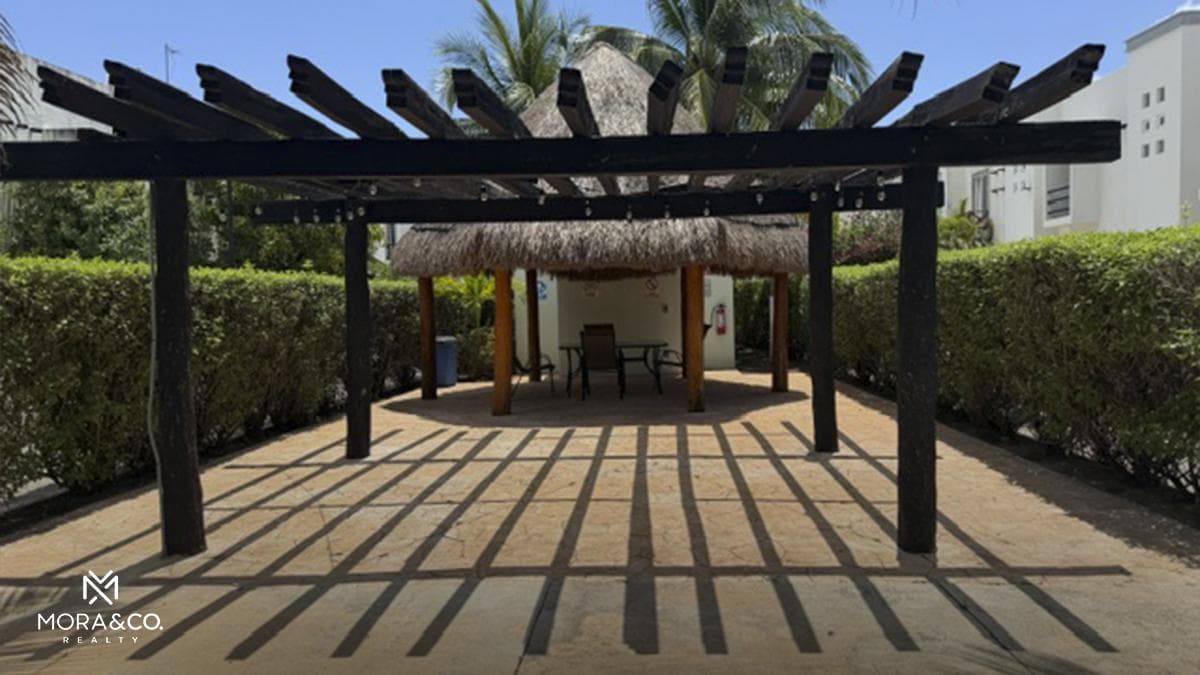 Casa en Renta en Residencial Caracol | 3 Recámaras, Estudio y Alberca