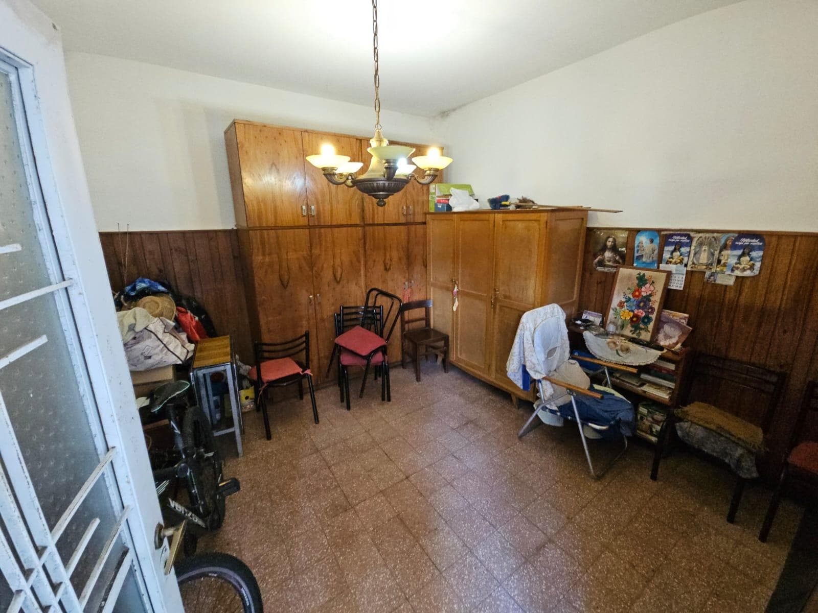 FOR SALE: TWO-BEDROOM HOUSE WITH GARAGE AND GREEN YARD WITH A POOL