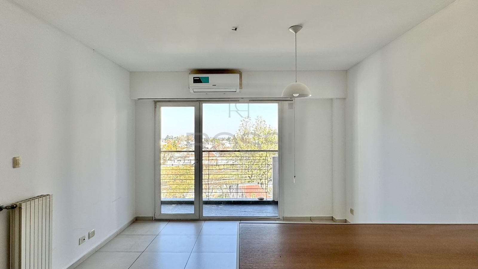 2-room apartment, 43 m² | Eligible for a mortgage | Balcony - Castelar Norte