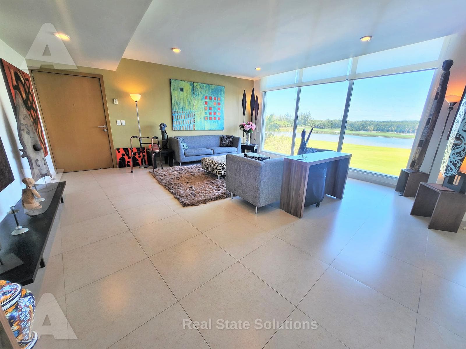 Apartment for Sale, 3 Bedrooms, Double-Height Ceilings, TV Room, Av. Bonampak, Puerto Cancún