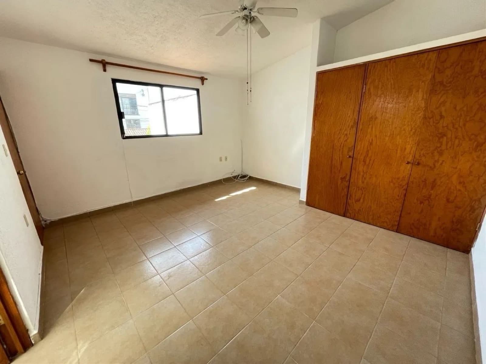 House - Vista Hermosa Extension