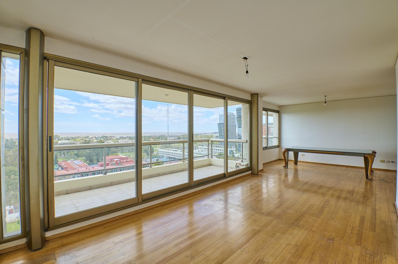 4-Bedroom Apartment for Sale on a High Floor with River Views | Full Amenities | Belgrano
