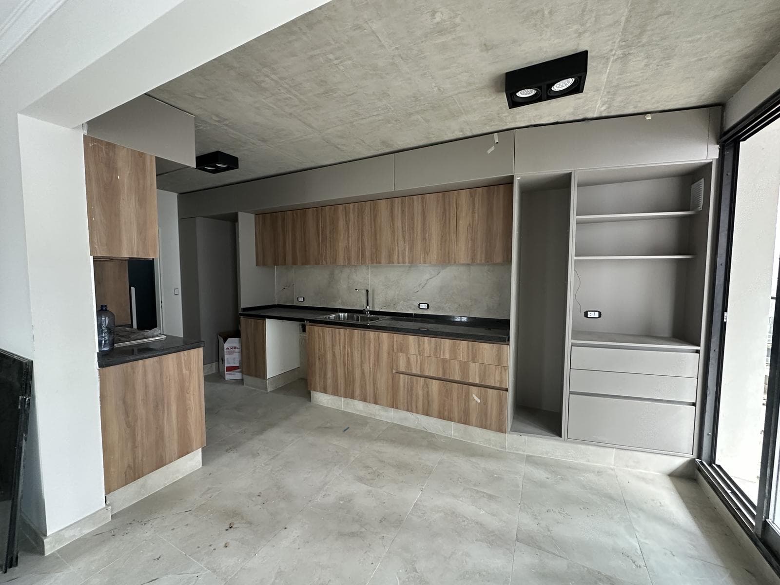 Venta departamento 2 dormitorios semipiso categoria barrio lourdes rosario