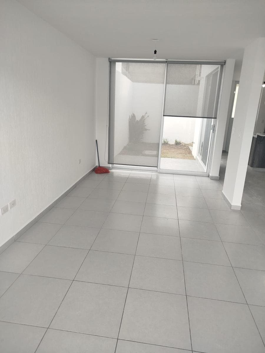 House in Bosque Sereno