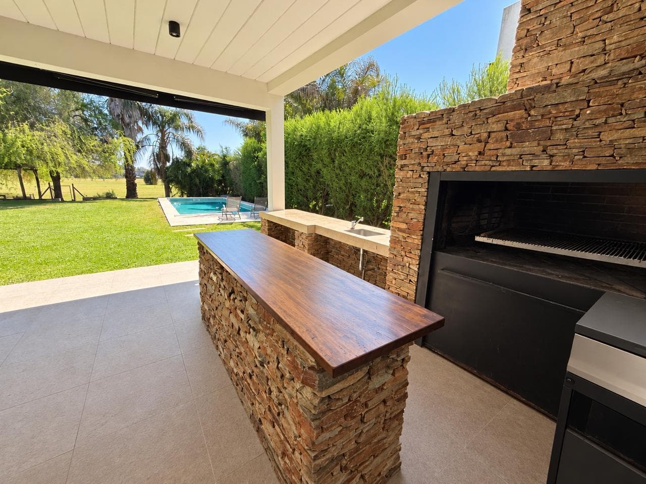 SUMMER 2027 VACATION RENTAL: HOUSE in San Isidro Labrador, Villanueva