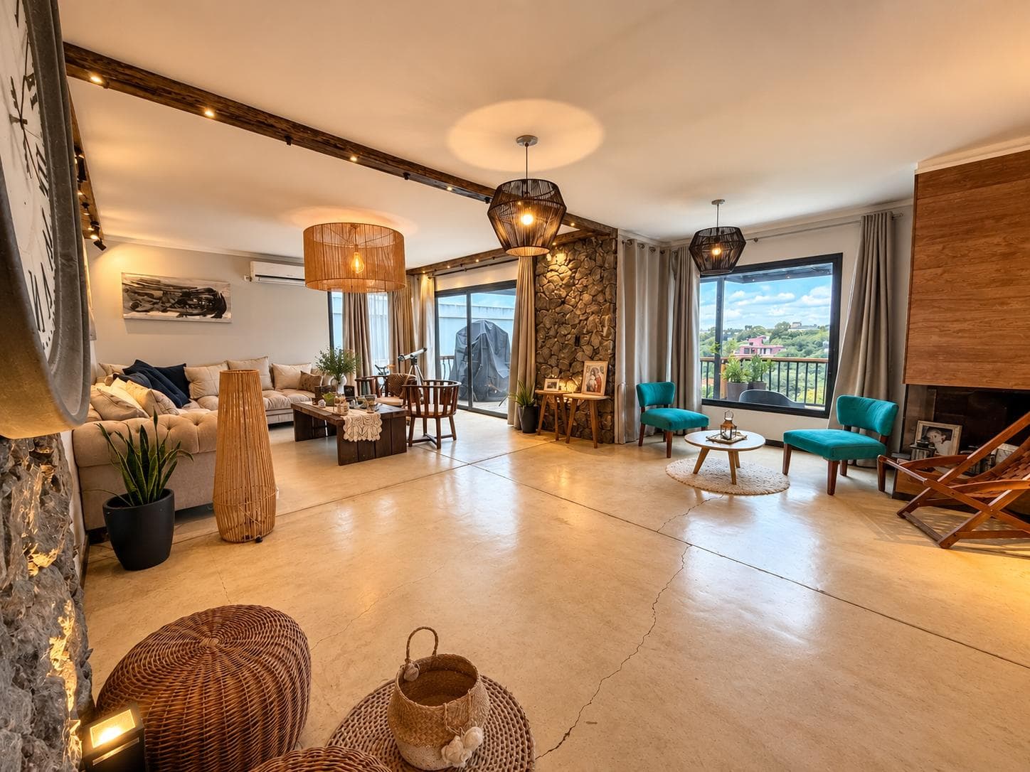 5-Bedroom House for Sale in Estancia Q2 with a Great View and a Pool