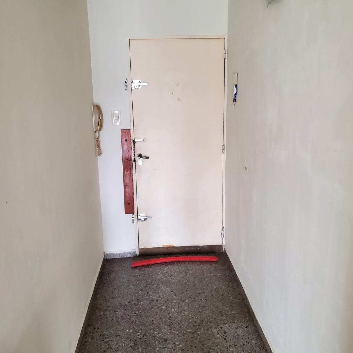 FOR RENT - 1-BEDROOM WITH BALCONY
