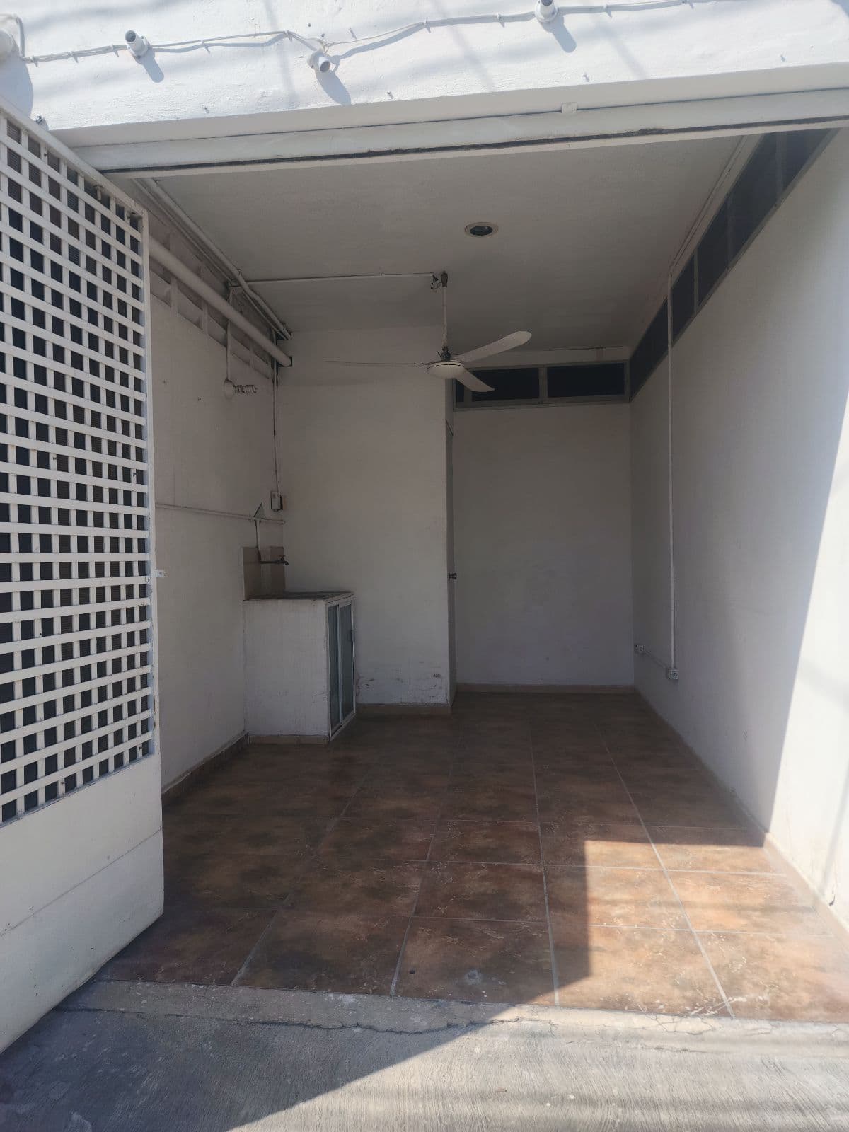 Local - Francisco de Montejo
