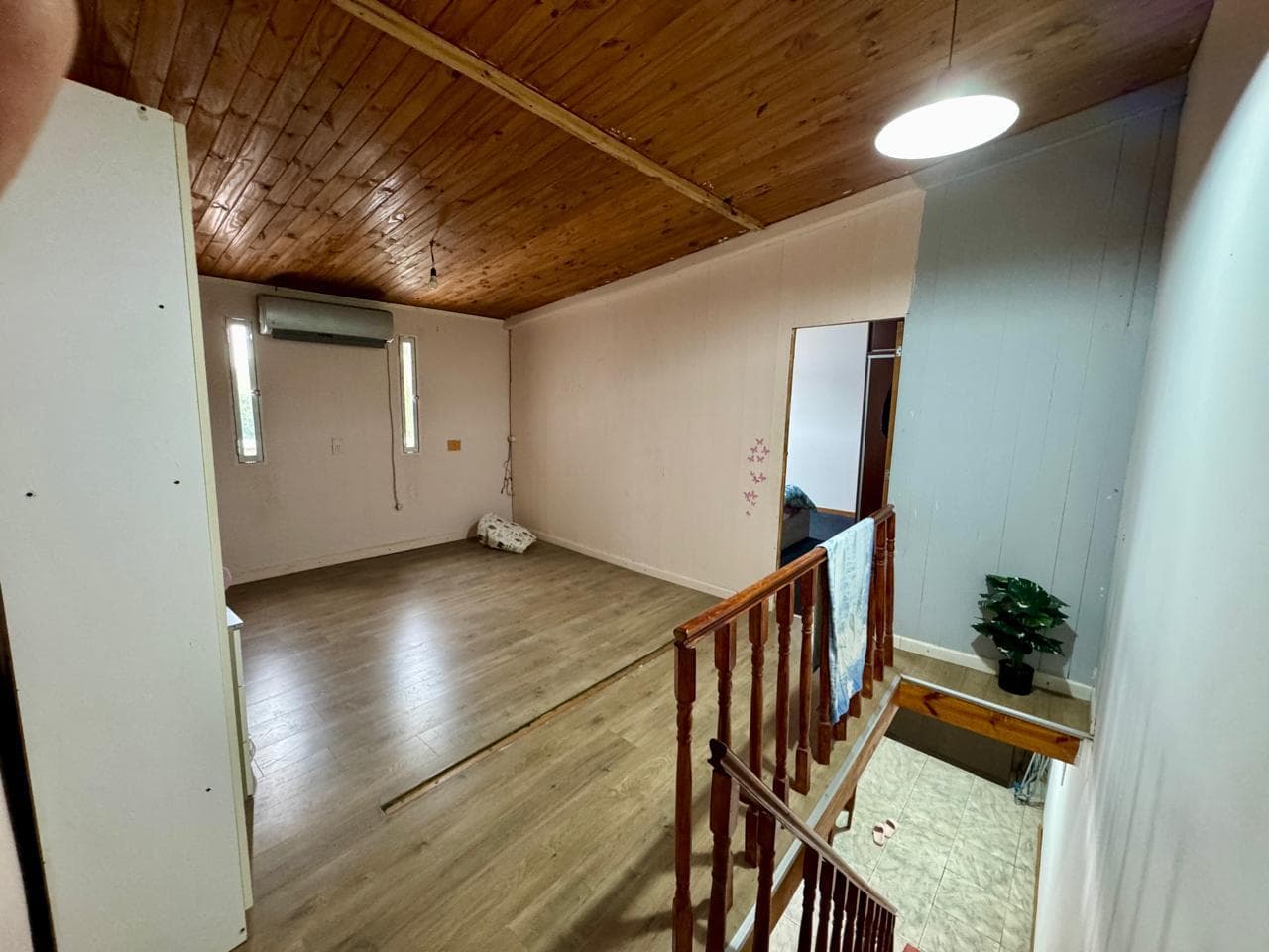 HOUSE, COMMERCIAL SPACE, AND WAREHOUSE FOR SALE