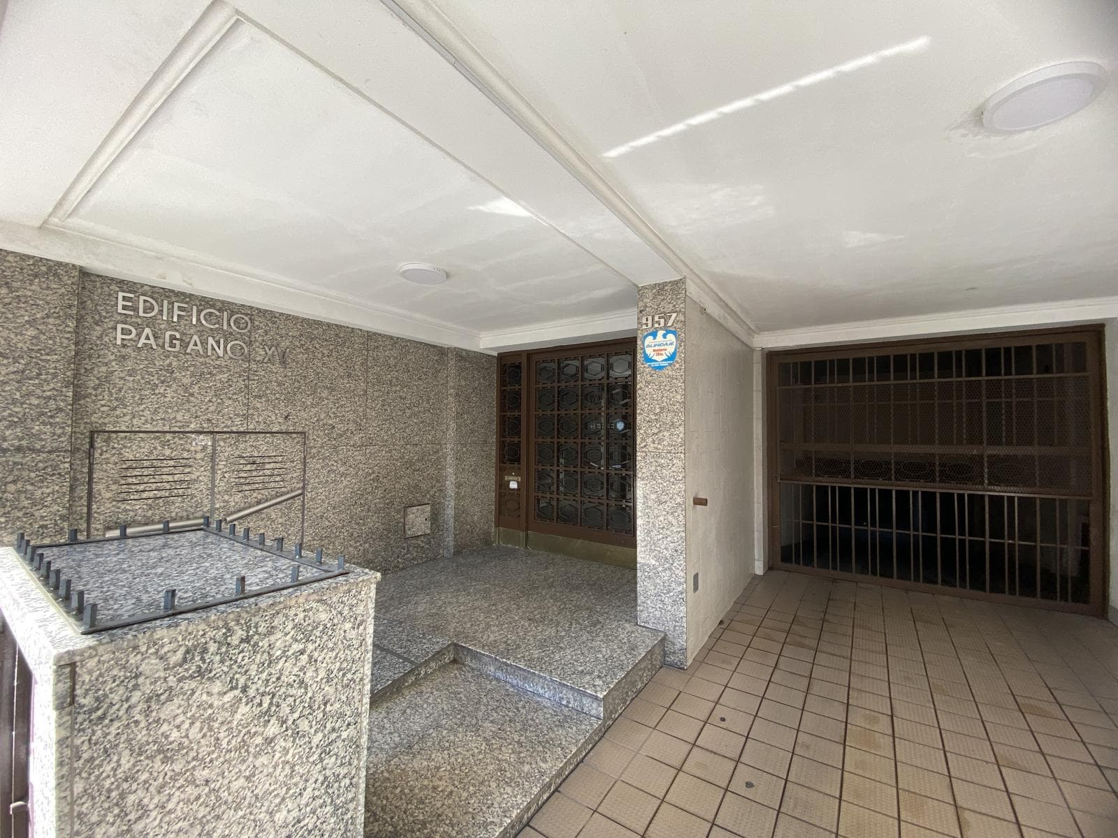 2-BEDROOM APARTMENT FOR SALE WITH GARAGE - MARTIN NEIGHBORHOOD