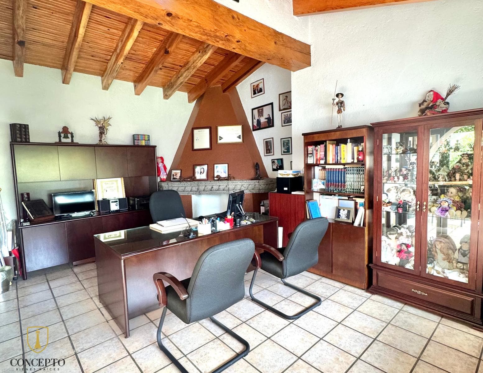 Valle de Bravo-style House at Encinos Golf Club