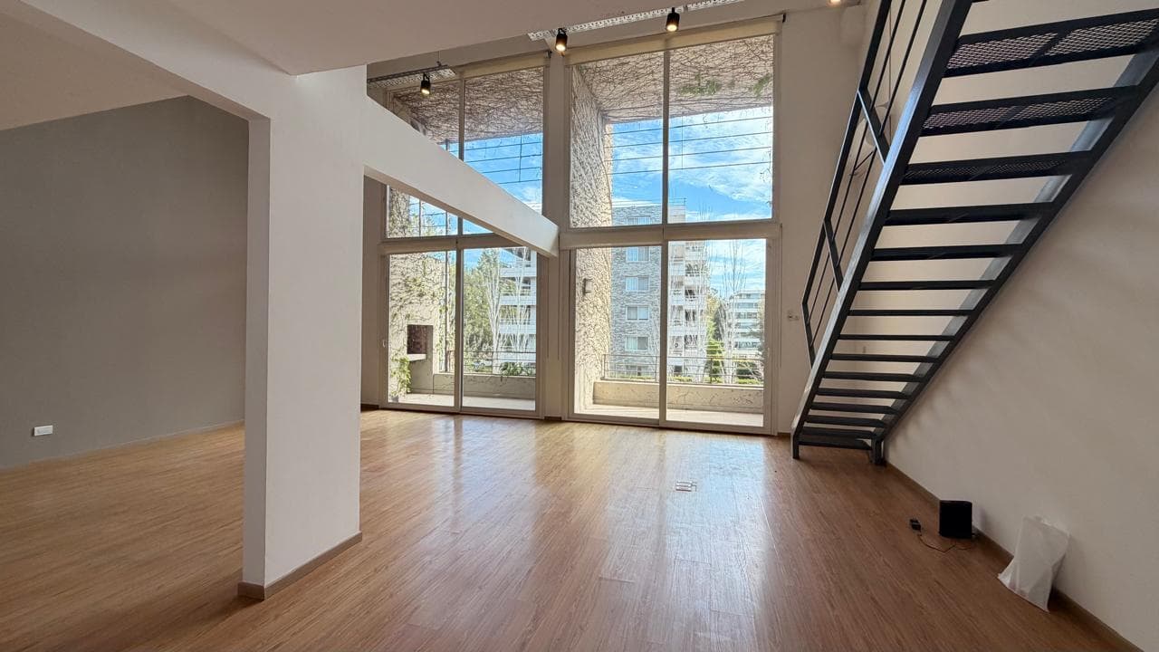 120-meter apartment in AYRES LOFT, with two balconies