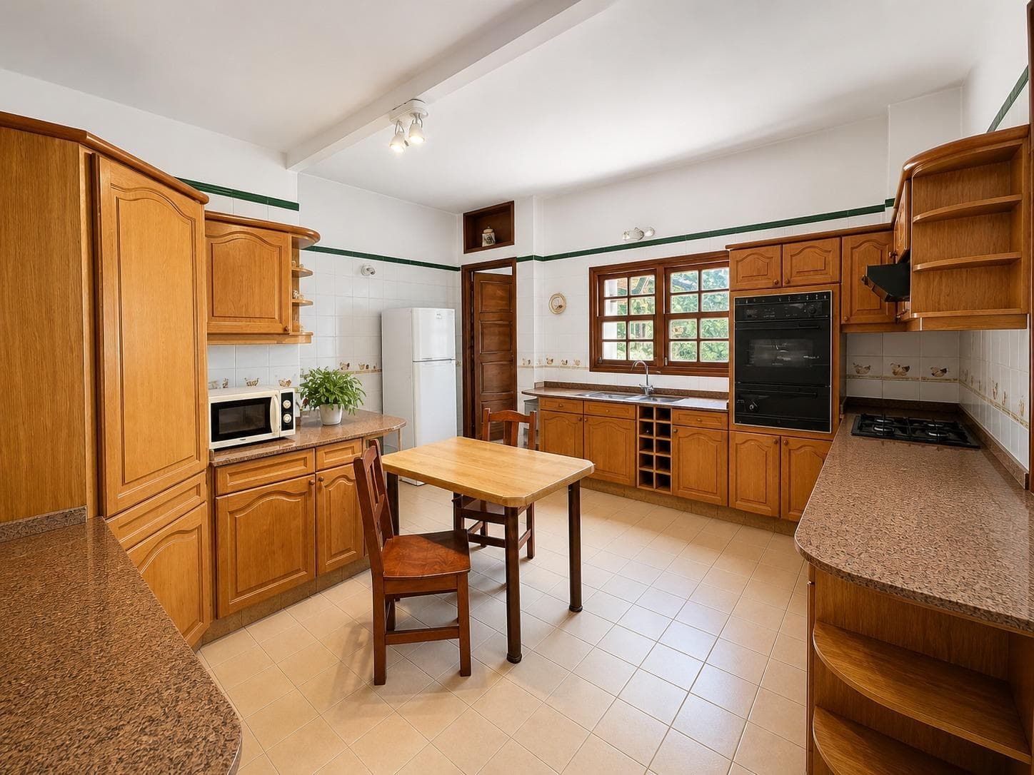 House for Sale: 4 Rooms, Ramos Mejía Norte