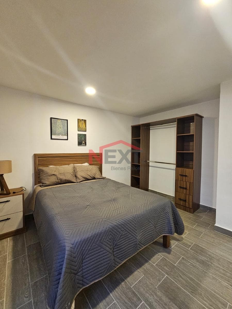 DEPARTAMENTO EN RENTA EN COL. LOMA LINDA