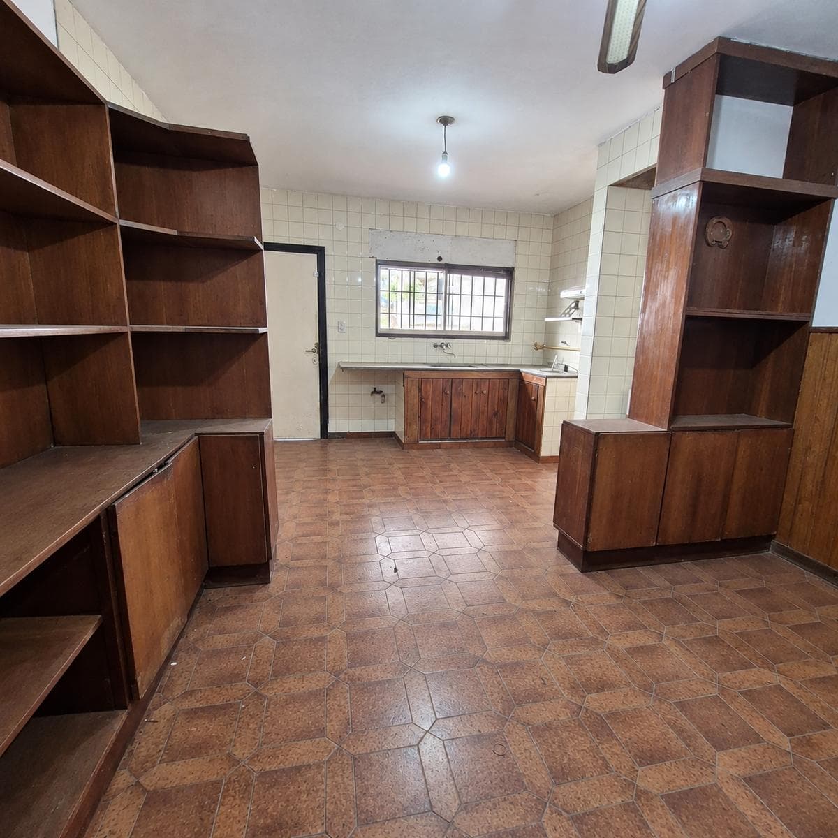 3-bedroom house with garage, 192 m² of living space | Argüello Norte | Title deed included