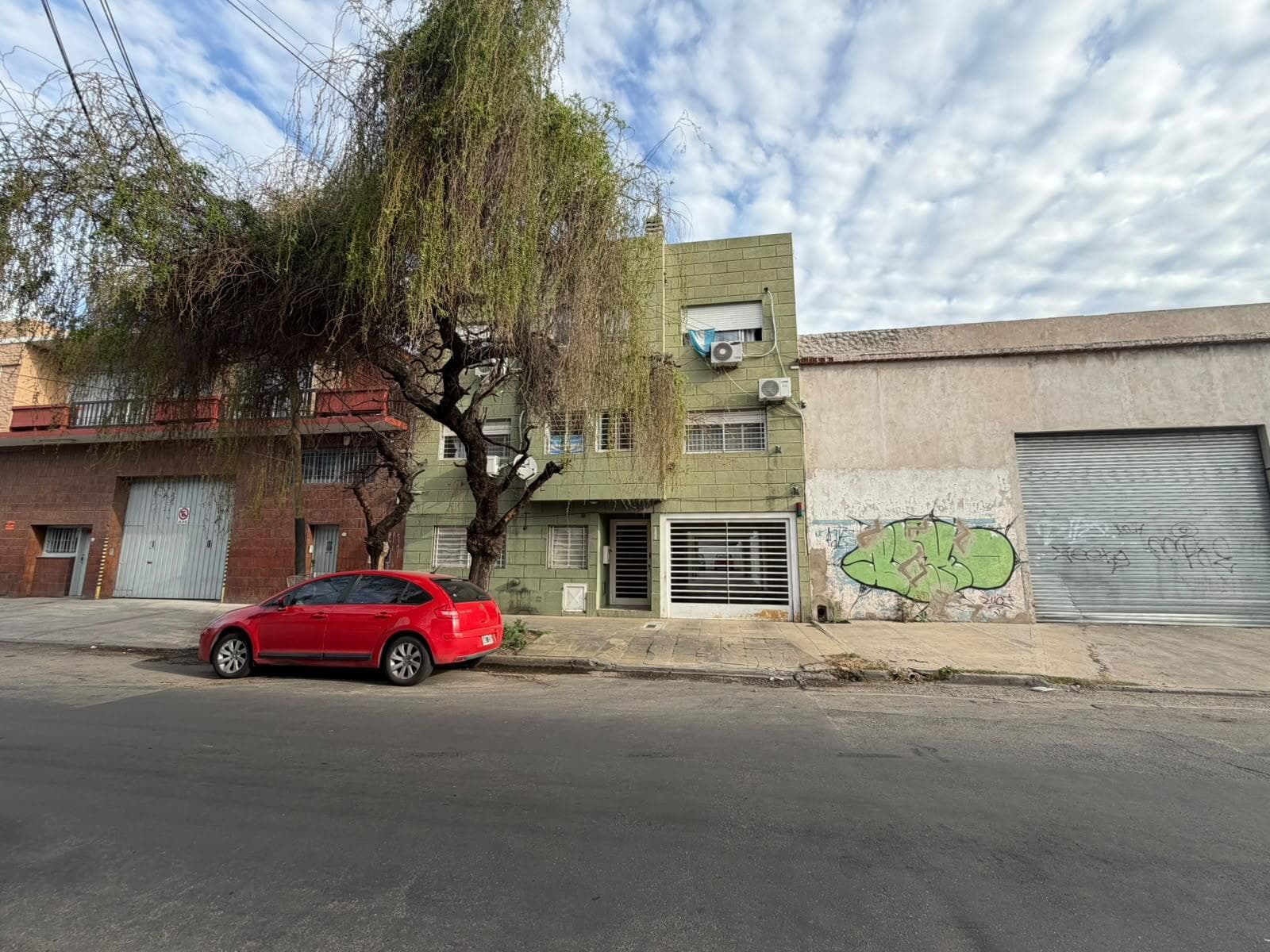 2-Room Apartment for Rent in Caseros