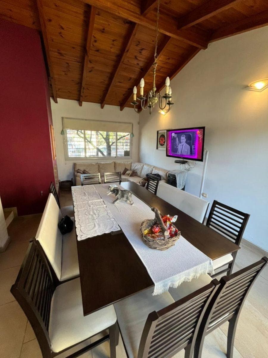 3-bedroom house with a pool, barbecue area, and double garage | Alto Verde | Eligible for financing