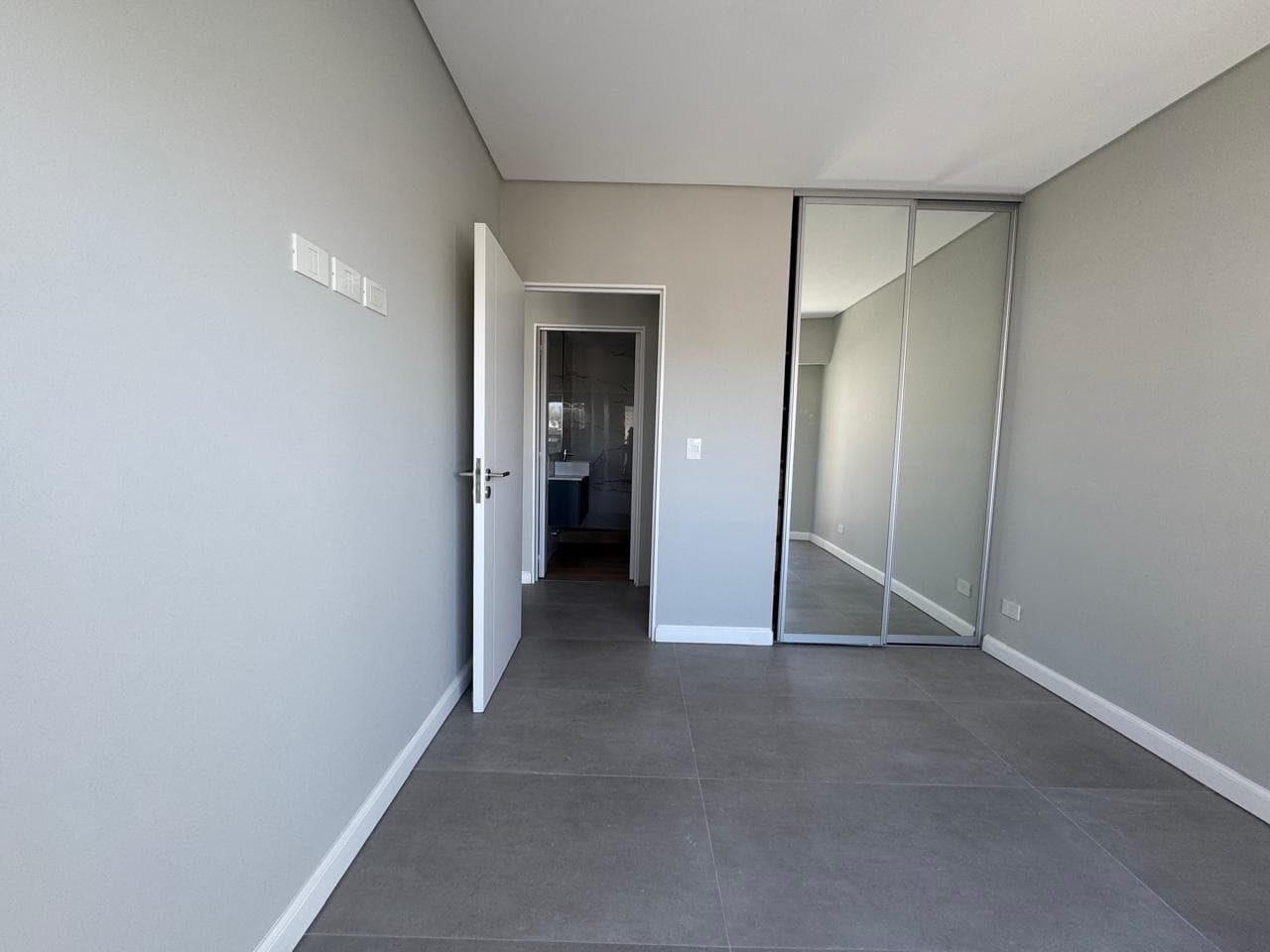2-Room Apartment for Sale in Almagro