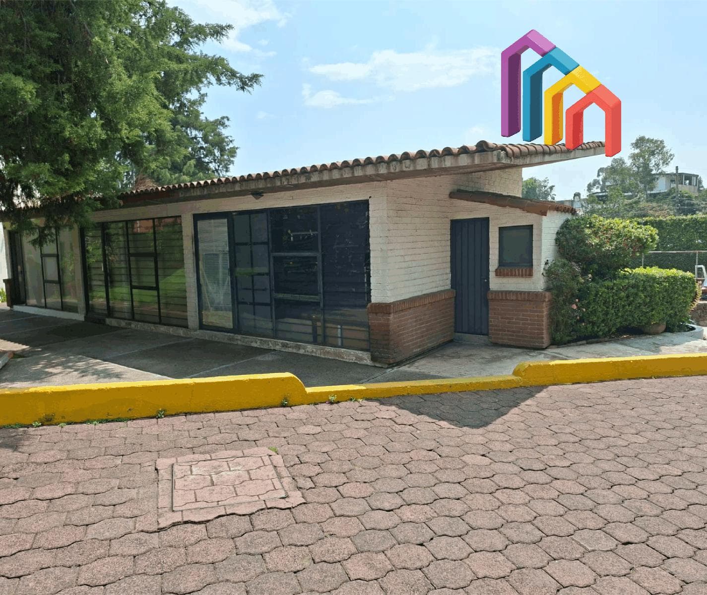 Commercial Space / Medical Office / Office for Sale in a Condominium in Cuajimalpa