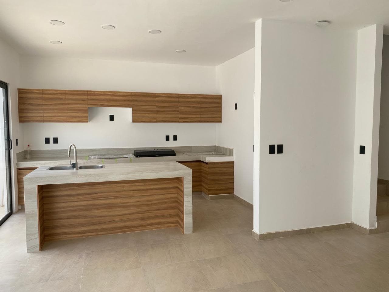 ARBOLADA RESIDENTIAL HOME