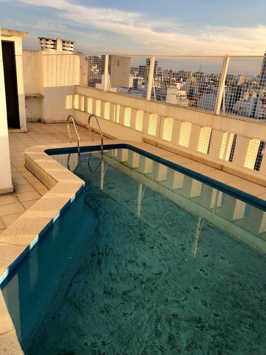 Departamento monoambiente de grandes dimensiones en Caballito Norte