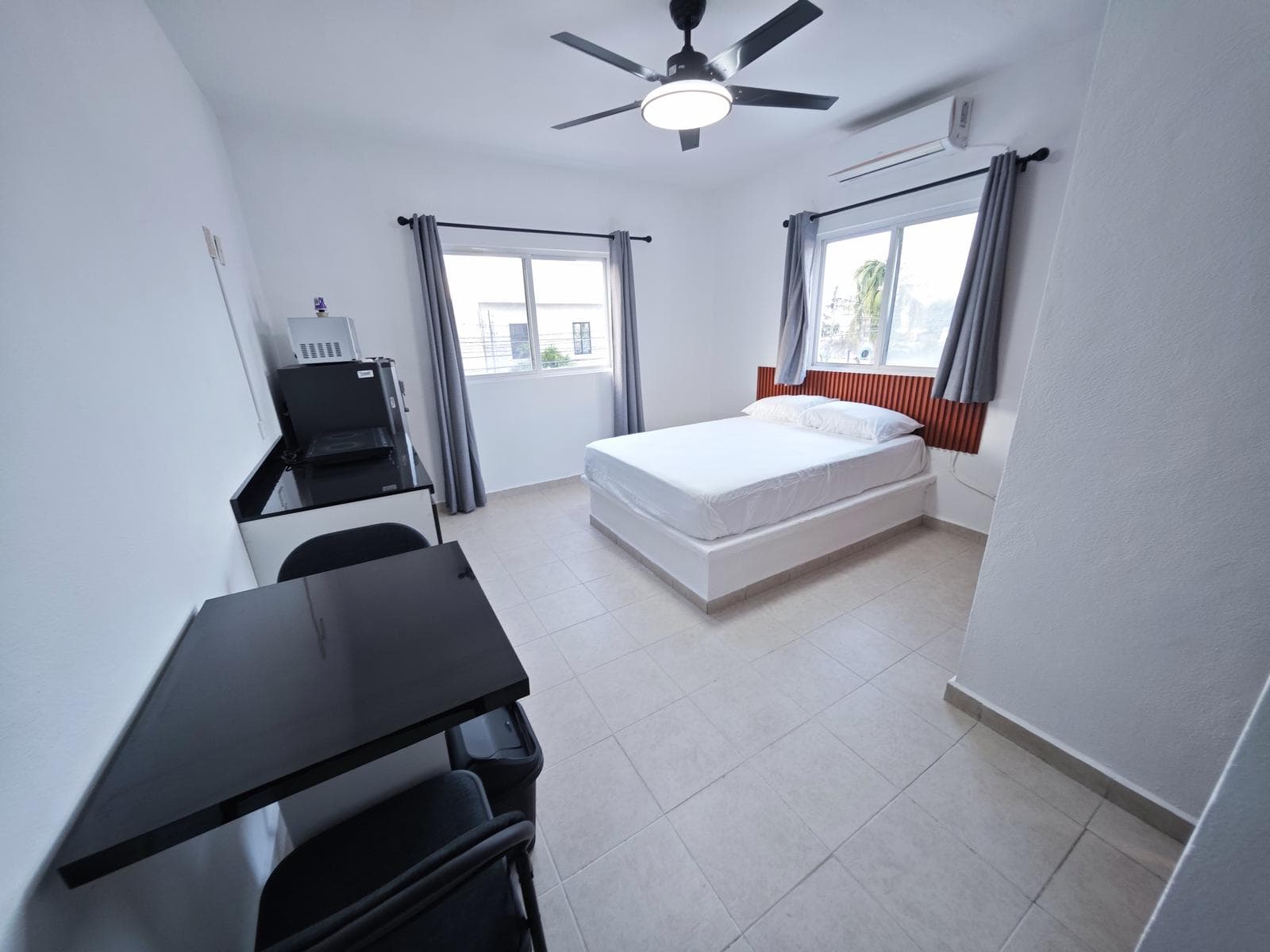 Cuarto 9/Estudio/Departamento, 1 Recámara, AMUEBLADO/EQUIPADO, Aire Acond, Calle 24, SM 96, Cancún