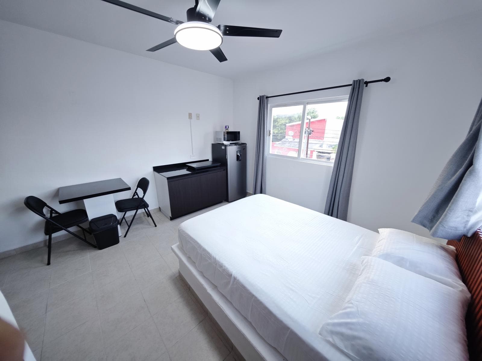 Cuarto 9/Estudio/Departamento, 1 Recámara, AMUEBLADO/EQUIPADO, Aire Acond, Calle 24, SM 96, Cancún