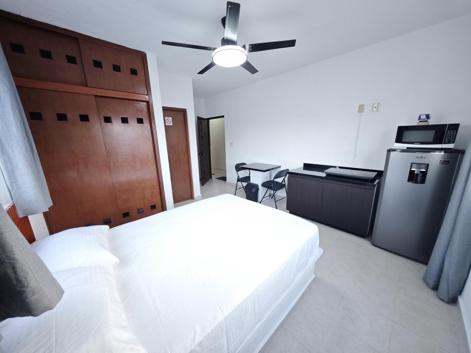 Cuarto 9/Estudio/Departamento, 1 Recámara, AMUEBLADO/EQUIPADO, Aire Acond, Calle 24, SM 96, Cancún