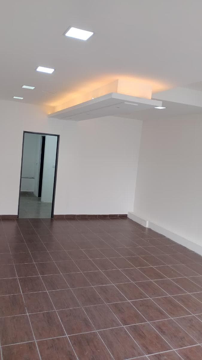 Commercial Space for Rent in Downtown Garin