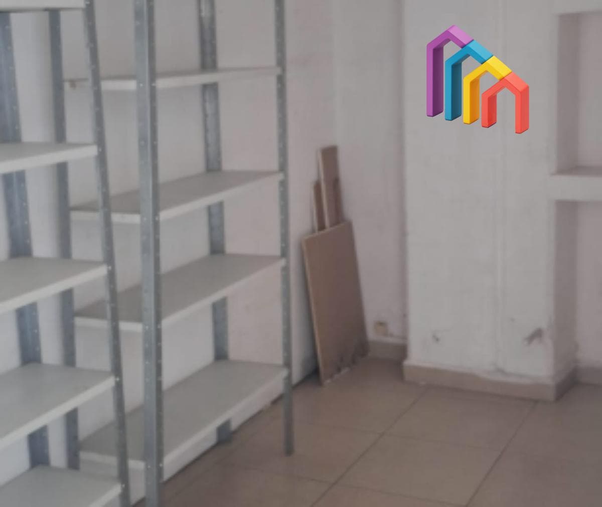 Spacious Office for Rent in Patriotismo