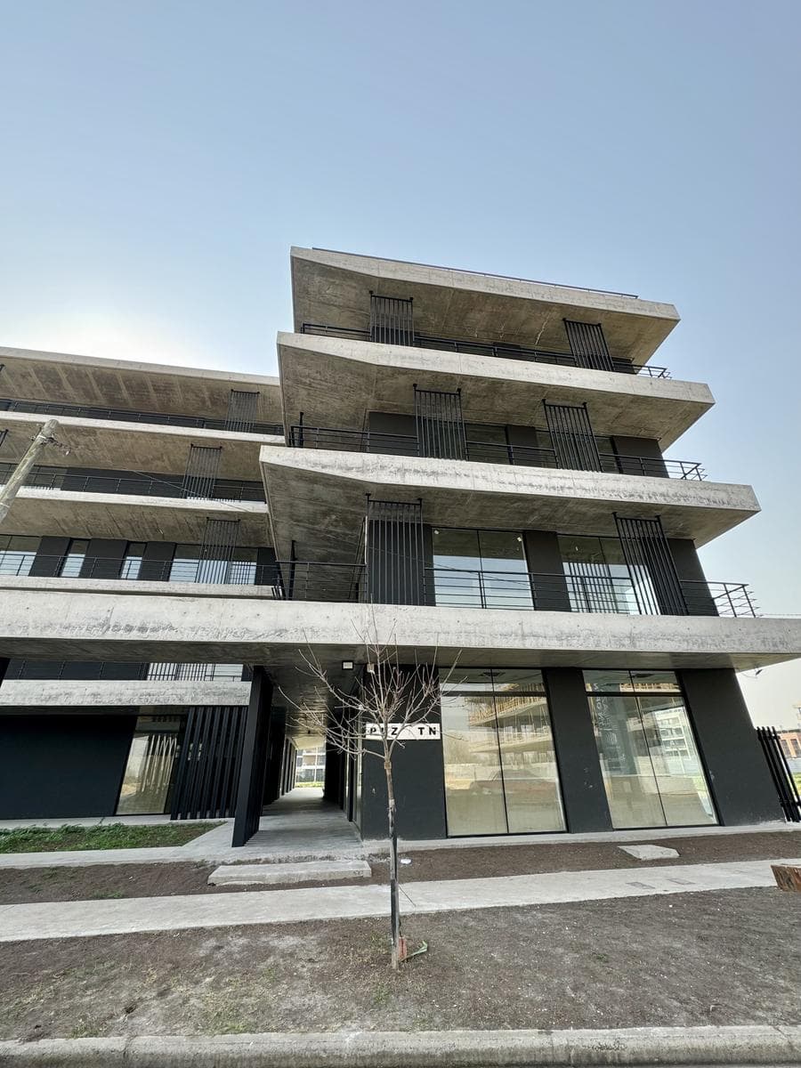 venta oficinas fisherton tierra nueva